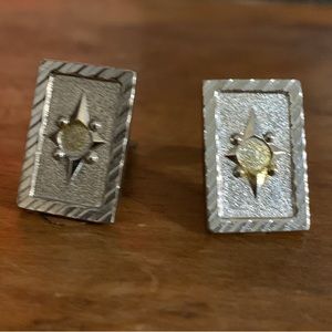 Silver/Gold-two tone rectangle shaped star engraved cuff links